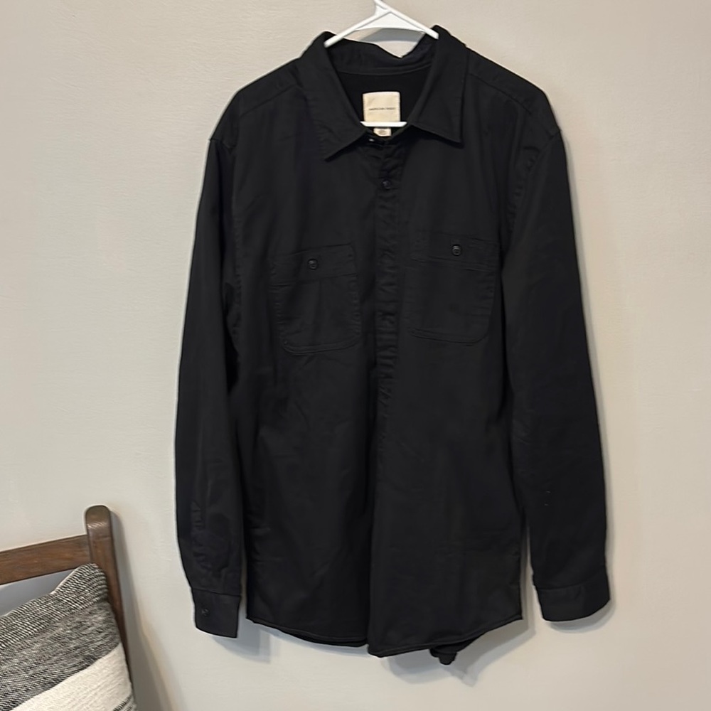 American Eagle men’s black fleece lined shirt